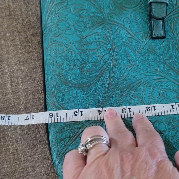 Montana West Teal Tooled Conceal Carry Tote Bag - Picture 7 of 8